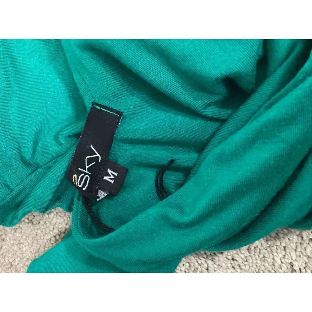 New. SKY long sleeve embellished Kelly green dress. RUNS SMALL. Normally $200 - Picture 7 of 8